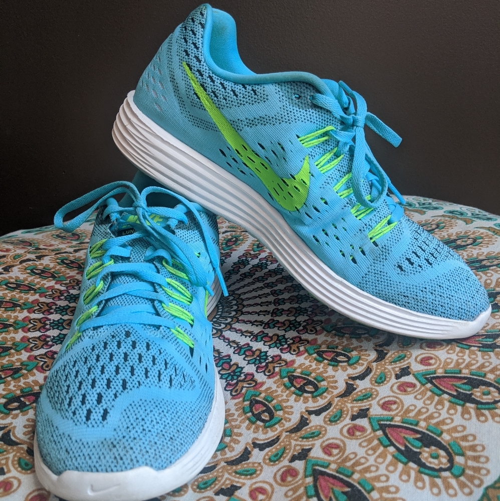 SOLD- Nike Lunartempo